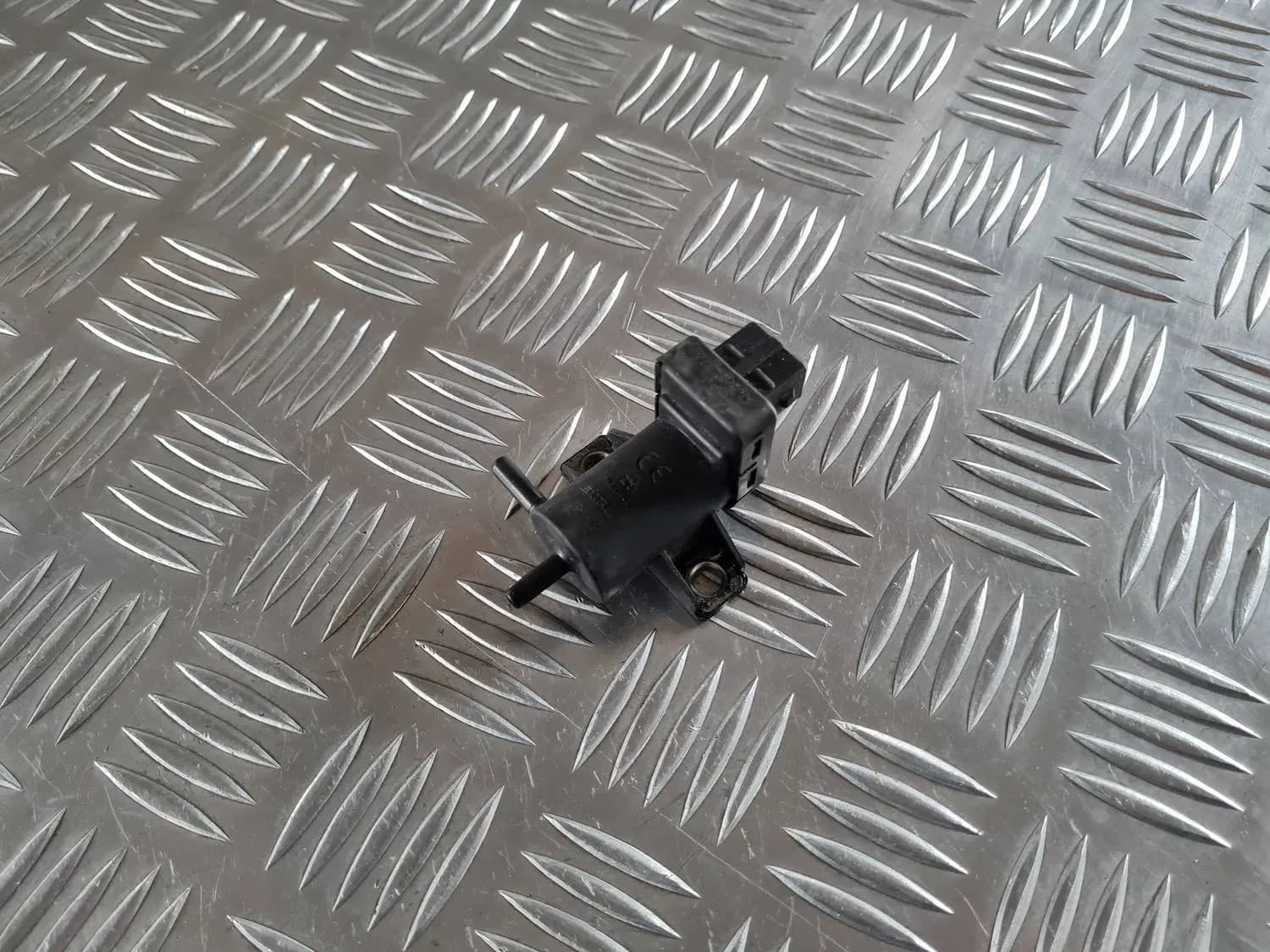 Valvola solenoide vuoto RENAULT SCENIC III 2011 - foto 2