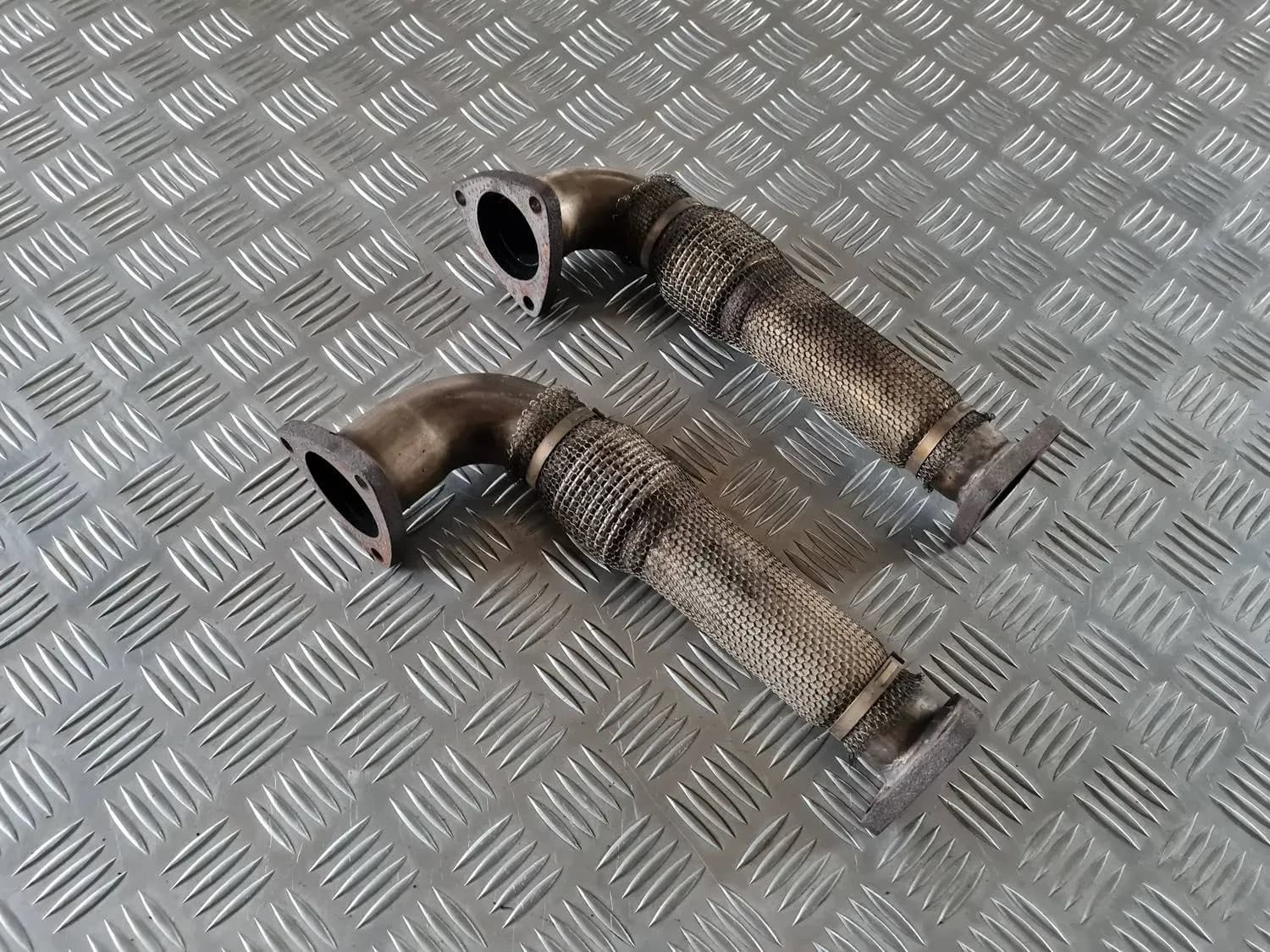Tubo di scarico del turbocompressore AUDI A6 2008 - foto 1