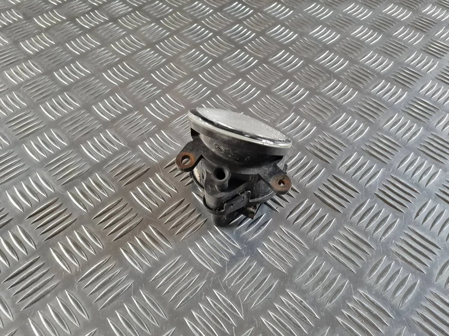 Fendinebbia anteriore sinistro AUDI A6 2008 - foto 3