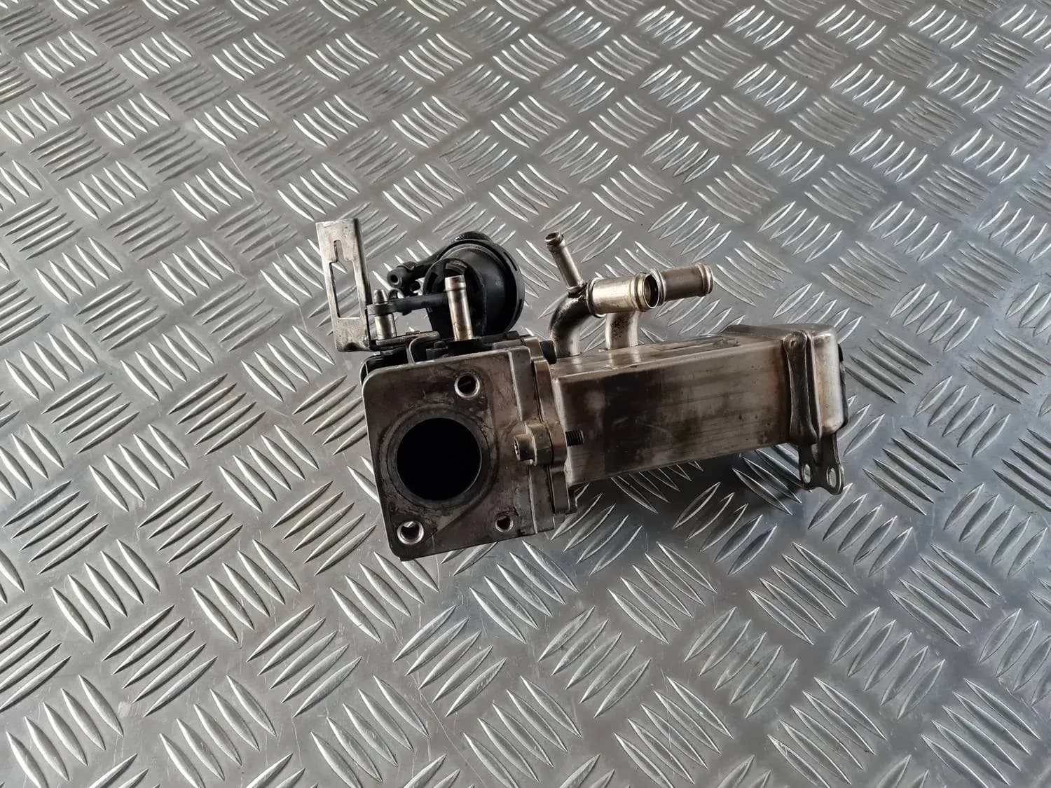 Raffreddatore valvola EGR AUDI A6 2008 - foto 3