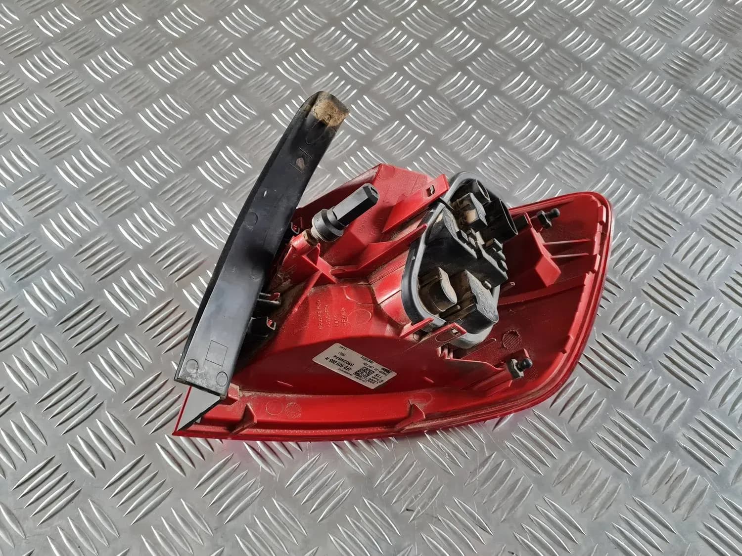 Fanale posteriore sinistro AUDI A6 2008 - foto 4