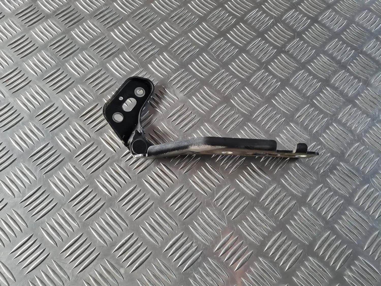 Cerniera cofano, destra AUDI A6 2008 - foto 3