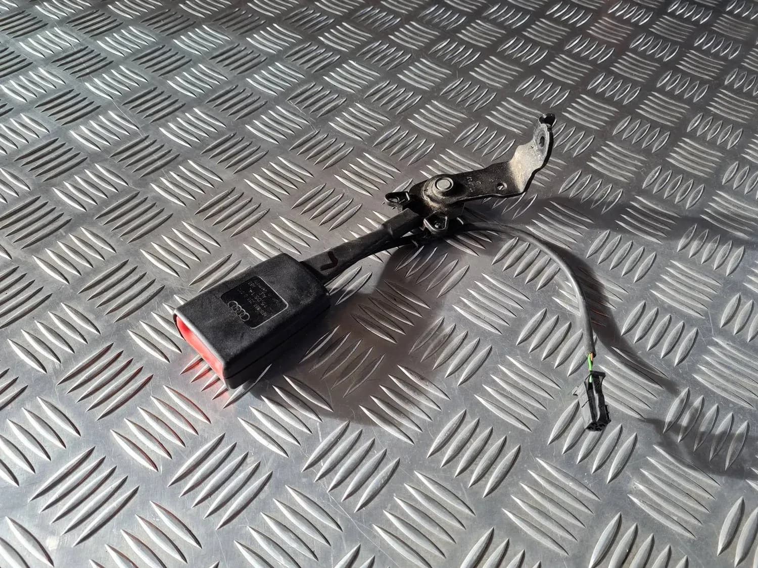 Fibbia cintura di sicurezza anteriore AUDI A6 2008 - foto 5