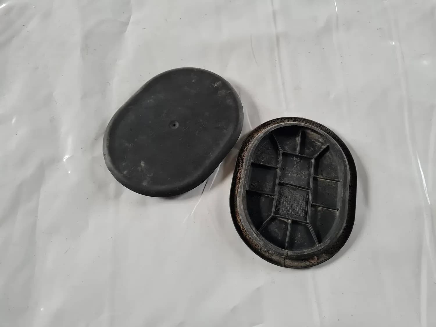 Coperchio del parasassi anteriore AUDI A6 2008 - foto 1