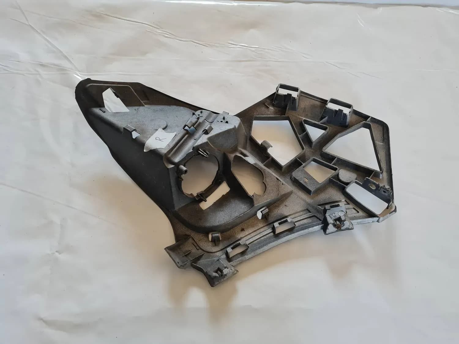 Staffa destra paraurti anteriore RENAULT SCENIC III 2011 - foto 2