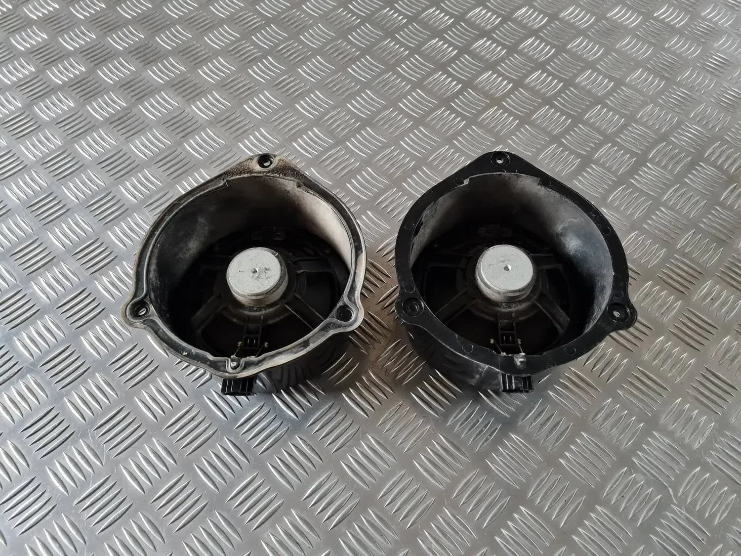 Altoparlante porta, inferiore AUDI A6 2008 - foto 4