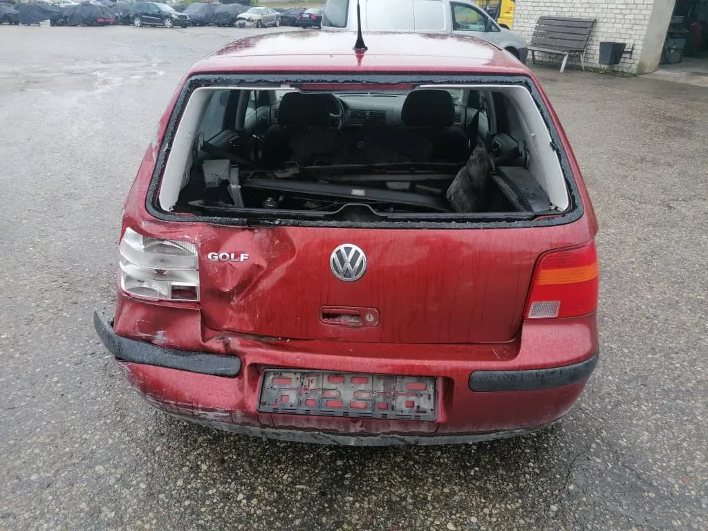 Foto del veicolo smontato 4