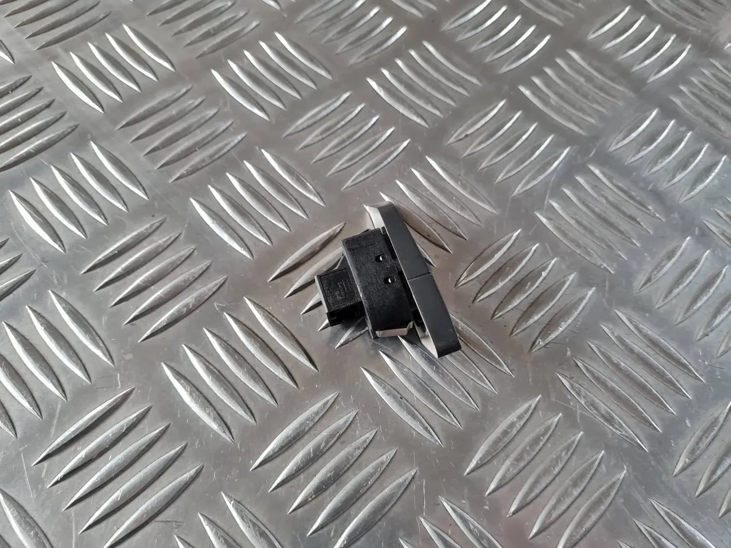 Pulsante apri/chiudi AUDI A6 2008 - foto 3