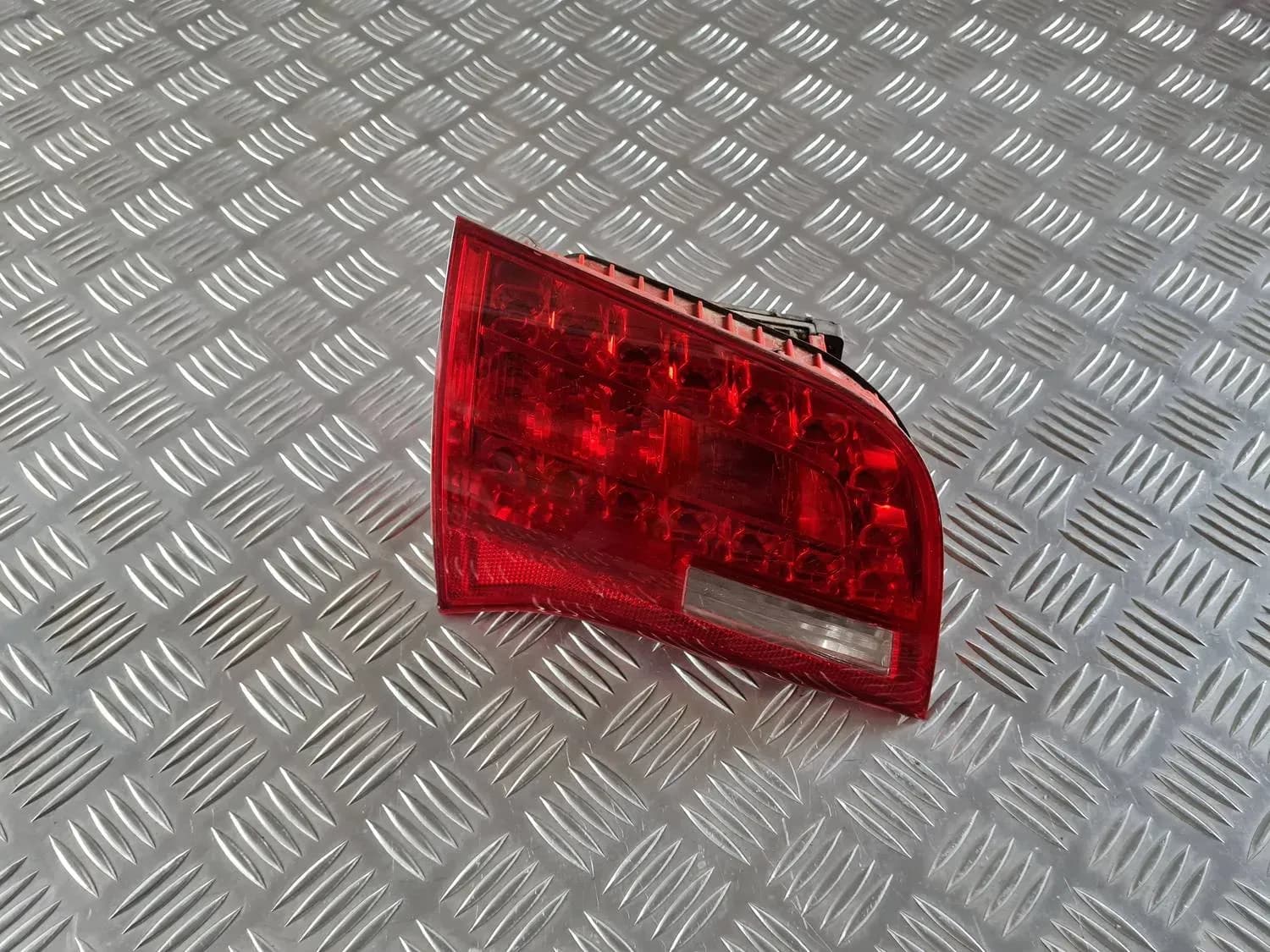 Faro bagagliaio, sinistro AUDI A6 2008 - foto 1