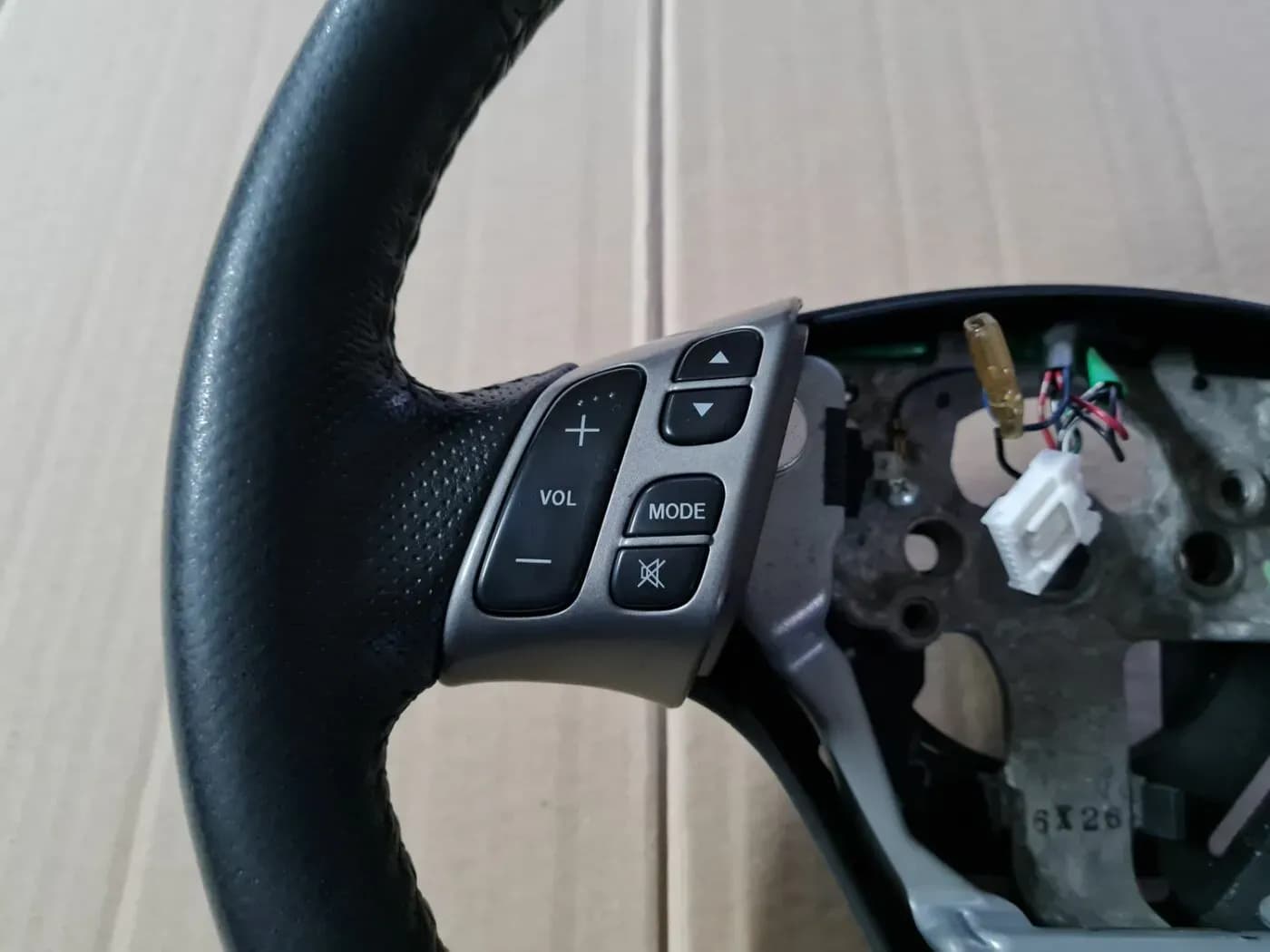 Volante MAZDA 3 2007 - foto 2