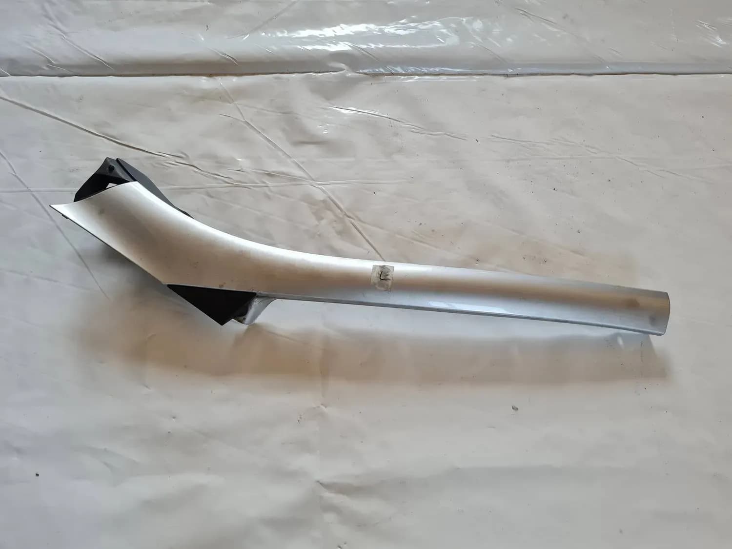 Copertura del puntone anteriore RENAULT SCENIC III 2011 - foto 1