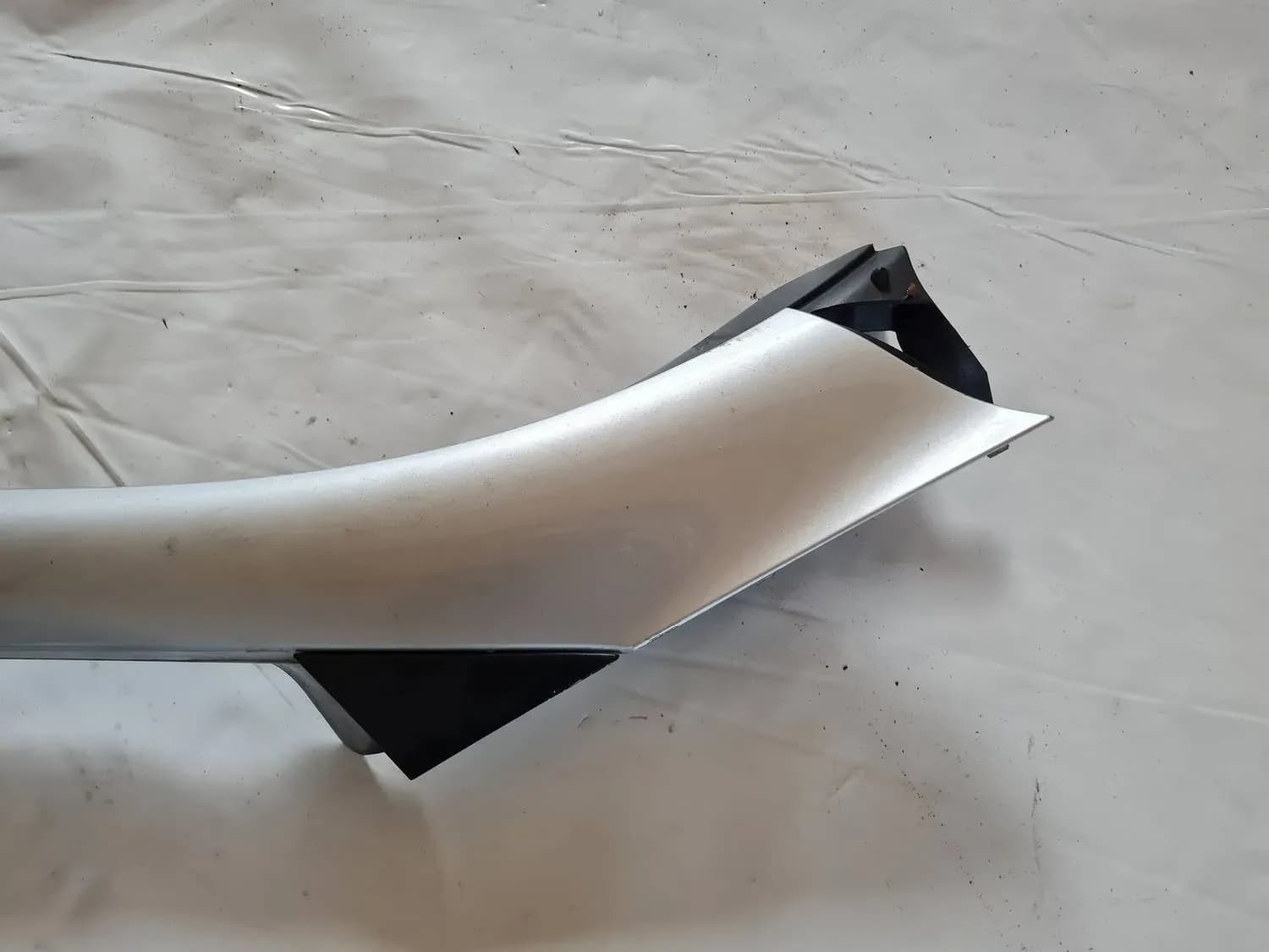 Copertura del puntone anteriore RENAULT SCENIC III 2011 - foto 2