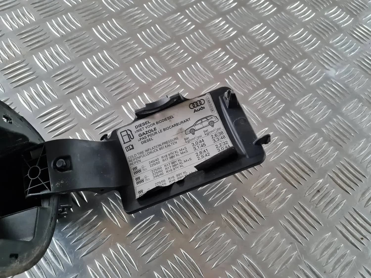 Tappo del serbatoio del carburante AUDI A6 2008 - foto 5