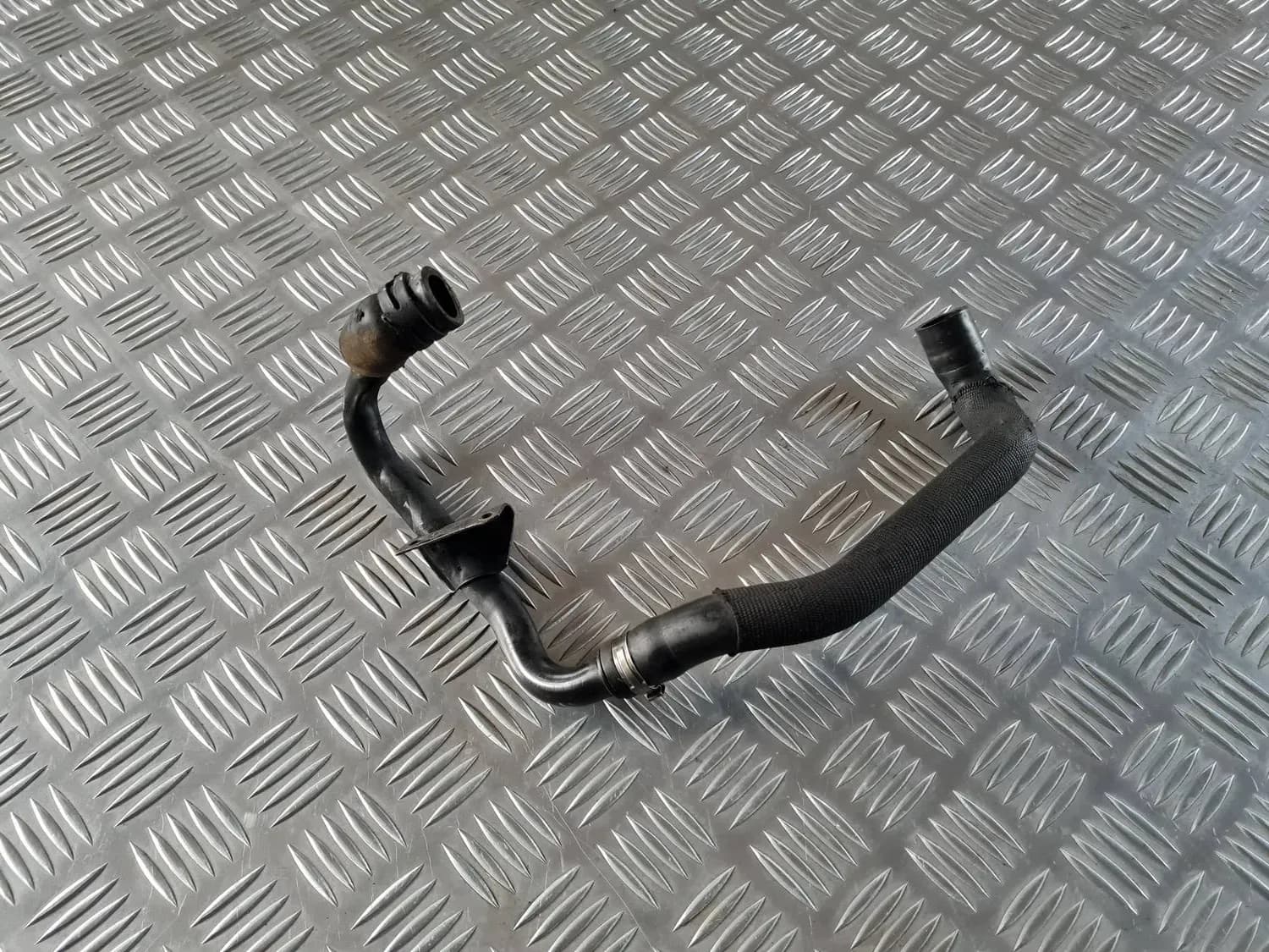 Tubo ventilazione carter AUDI A6 2008 - foto 1