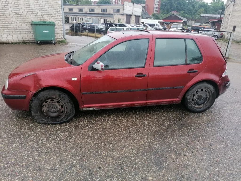 Foto del veicolo smontato 2