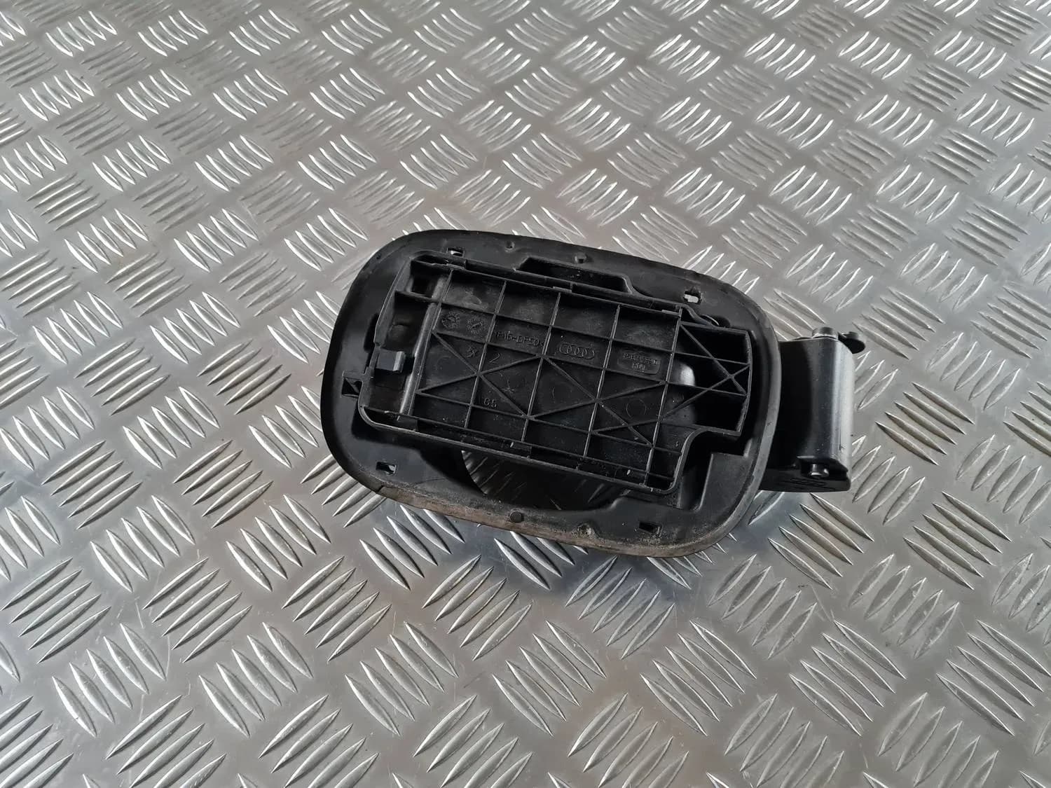 Tappo del serbatoio del carburante AUDI A6 2008 - foto 1