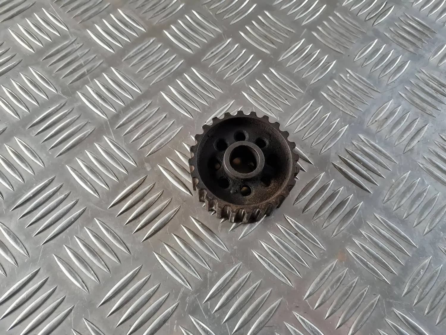 Ingranaggio della pompa del carburante ad alta pressione AUDI A6 2008 - foto 1