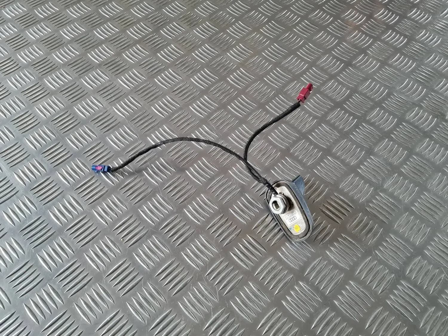 Antenna sul tetto AUDI A6 2008 - foto 4