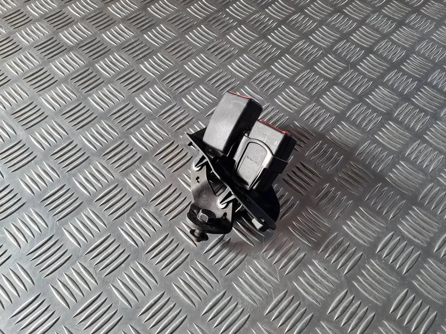 Fibbia doppia cintura di sicurezza posteriore AUDI A6 2008 - foto 3