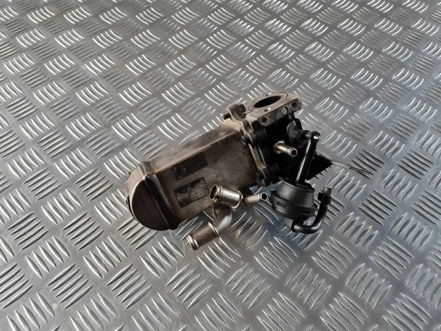 Raffreddatore valvola EGR AUDI A6 2008 - foto 1