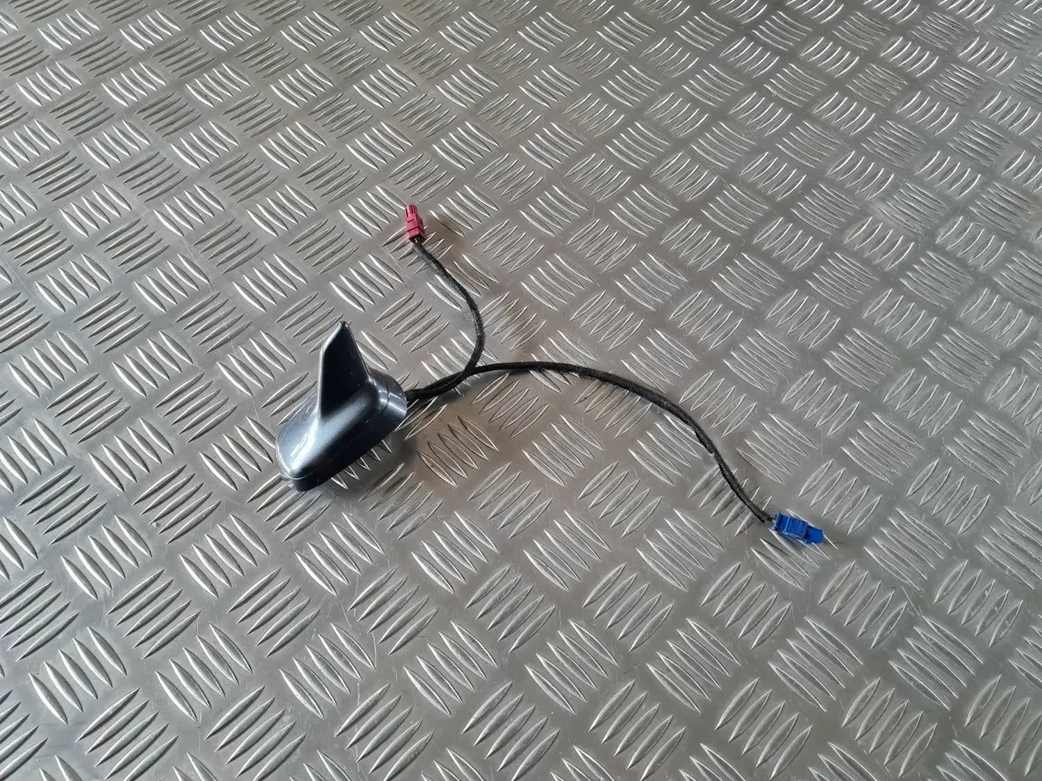 Antenna sul tetto AUDI A6 2008 - foto 1