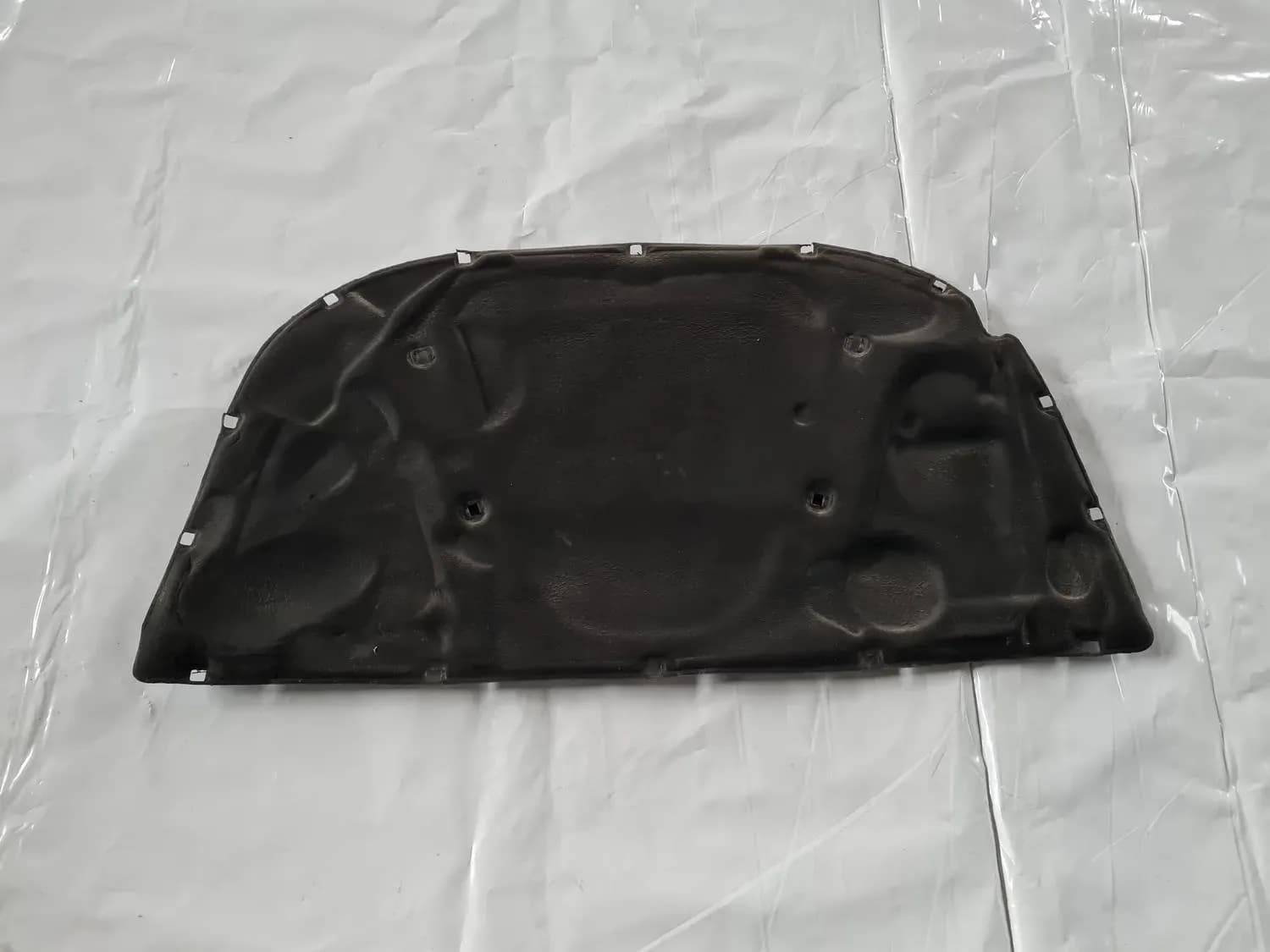 Insonorizzazione cofano AUDI A6 2008 - foto 2
