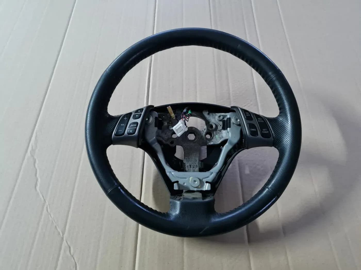 Volante MAZDA 3 2007 - foto 1
