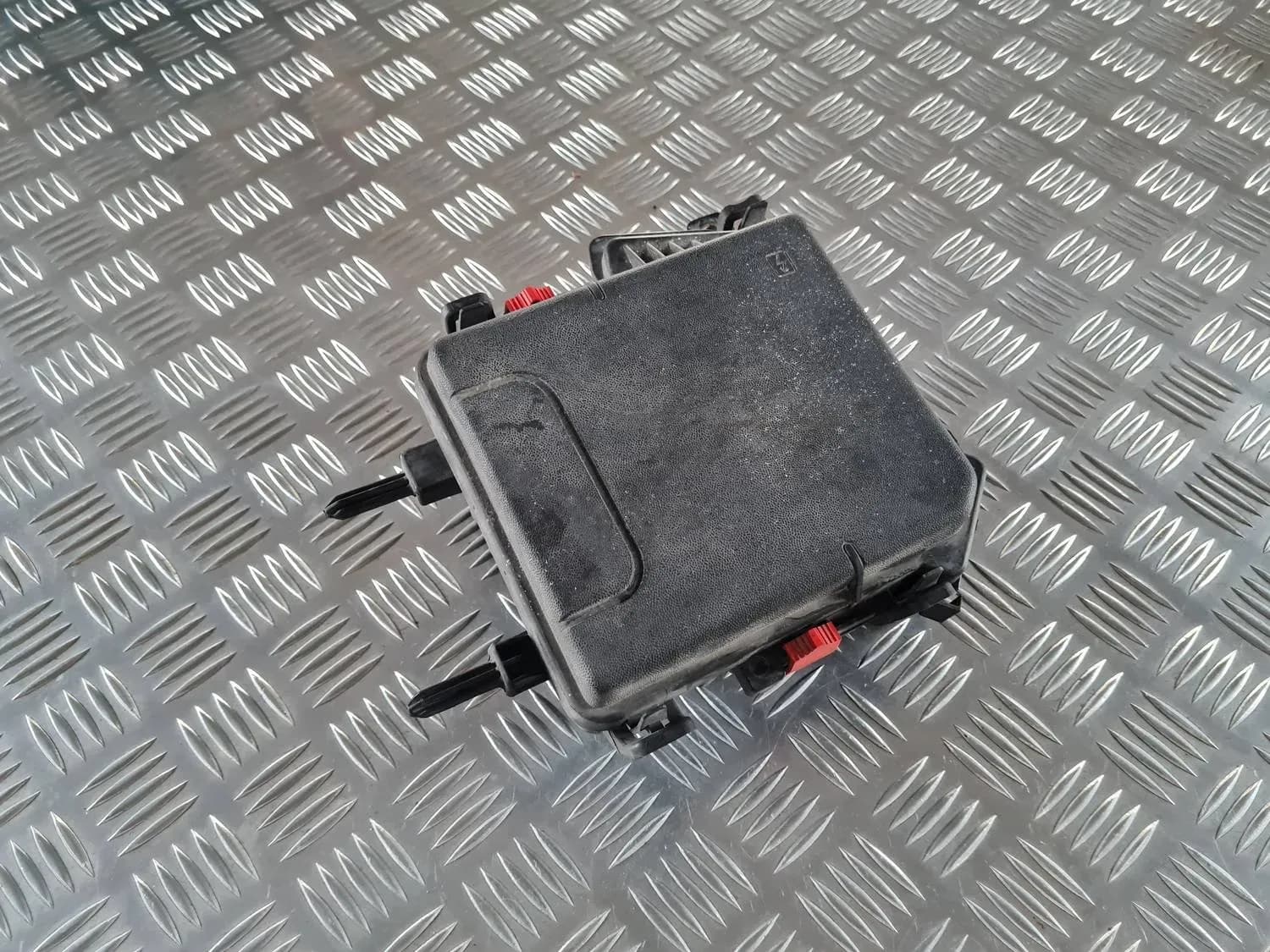 Scatola fusibili relè RENAULT SCENIC III 2011 - foto 6