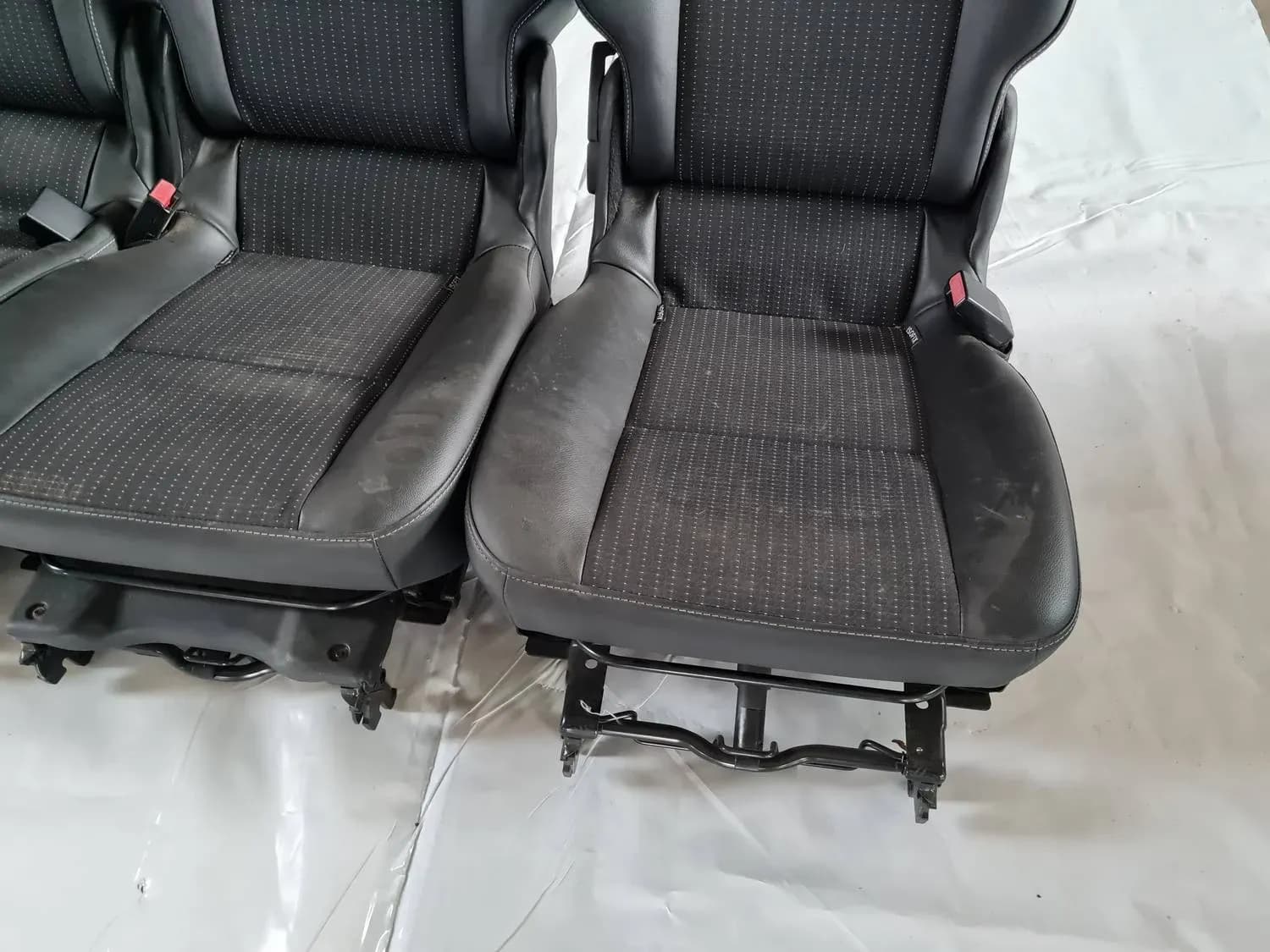Sedile posteriore RENAULT SCENIC III 2011 - foto 7
