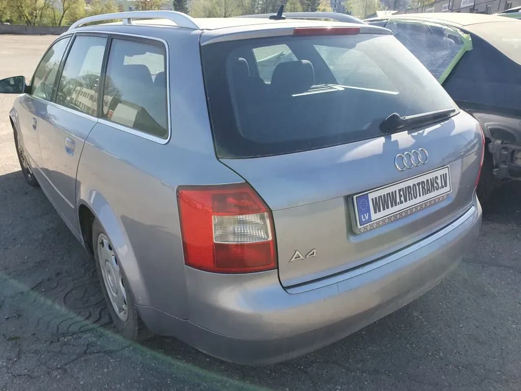 Foto del veicolo smontato 2
