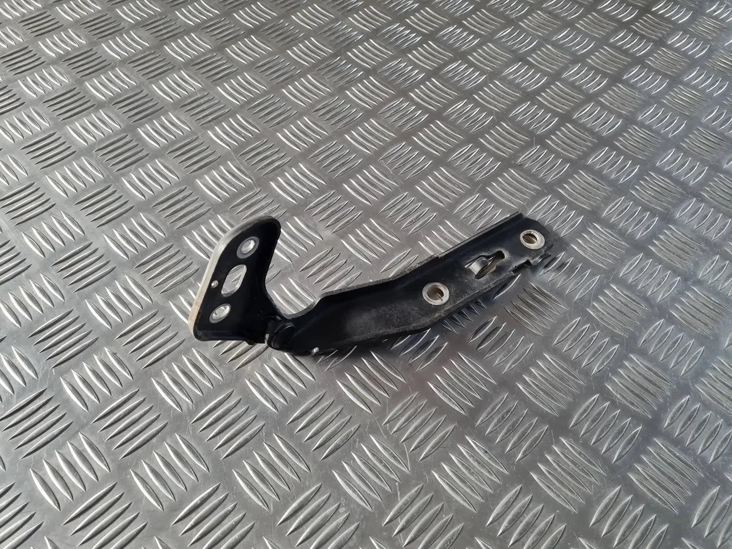 Cerniera cofano, destra AUDI A6 2008 - foto 4