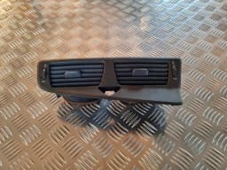 Presa d'aria del cruscotto, centro VOLVO V70 2002 ASHGOLD