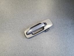Maniglia porta posteriore destra NISSAN X-TRAIL 2002